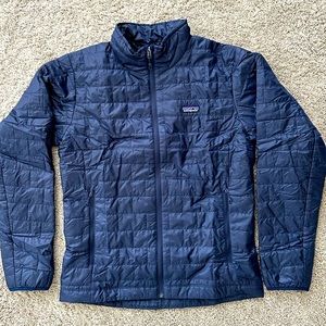 Patagonia nano puff jacket. Men’s medium. New. Navy